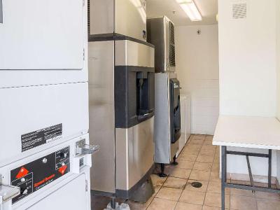 Motel 6 Grand Prairie, TX - Near Six Flags Drive