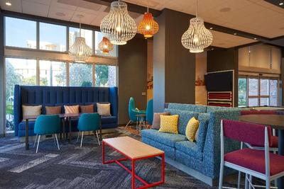 Tru by Hilton Fort Lauderdale Downtown