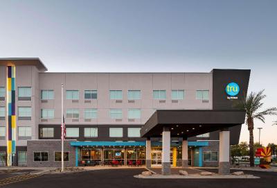 Tru by Hilton Phoenix Glendale Westgate