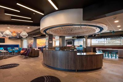 Tru by Hilton Phoenix Glendale Westgate