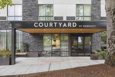 Courtyard By Marriott Seattle Northgate