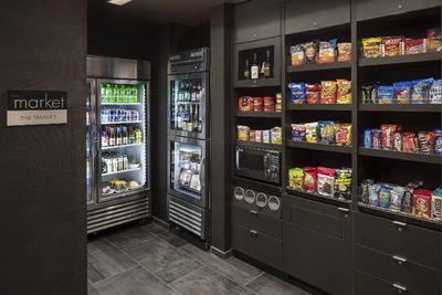 Courtyard By Marriott Seattle Northgate