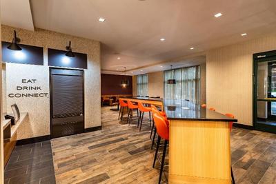 Courtyard by Marriott Winston - Salem Downtown
