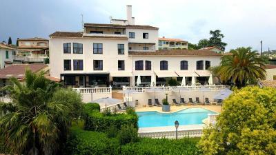 Hotel Perla Riviera