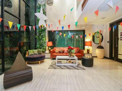 Aim House Bangkok Hotel