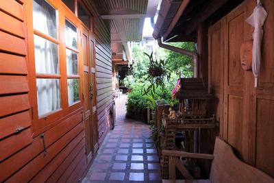 Tiptopthai House by ZUZU