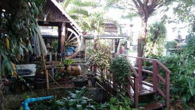 Baan Somboon Guesthouse