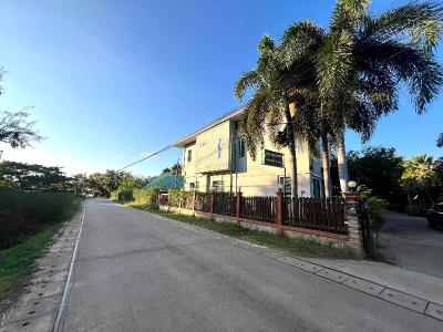 Saithong Resort by ZUZU