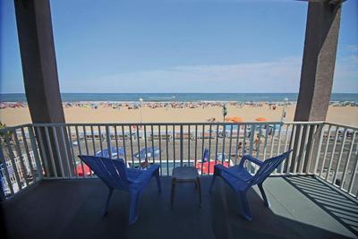 Flagship Oceanfront Hotel