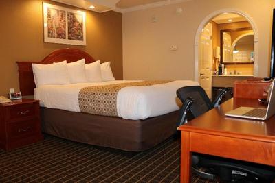 Alexis Park Hotel