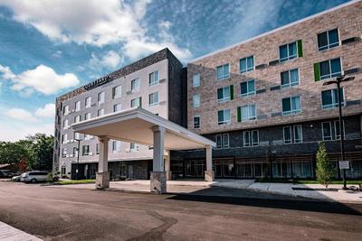 Courtyard By Marriott Toledo West