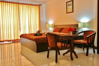 Golden Guesthouse