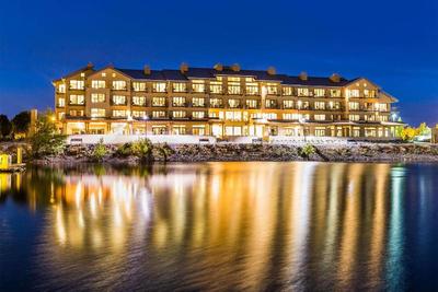 The Lodge At Columbia Point