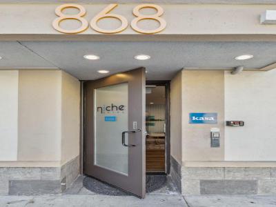 Pacific Euro Hotel