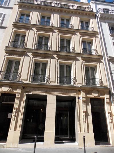 Hotel Excelsior Batignolles