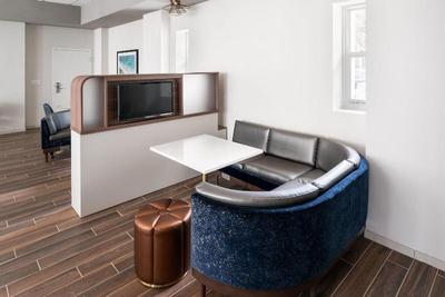 Courtyard by Marriott St. Petersburg Downtown