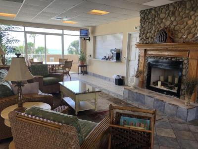 Holiday Terrace Beachfront Hotel, a By The Sea Res