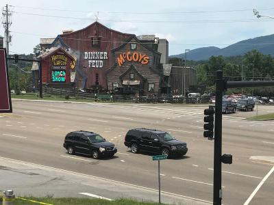 Pin Oak Parkway Inn