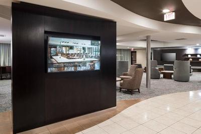 Courtyard By Marriott West Orange