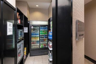 Courtyard By Marriott West Orange