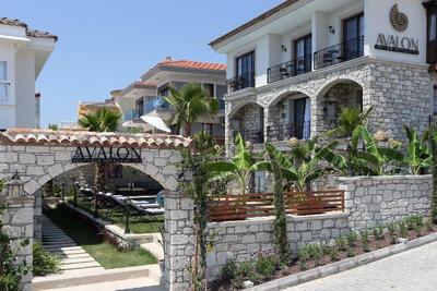 Avalon Boutique Hotel & Suites