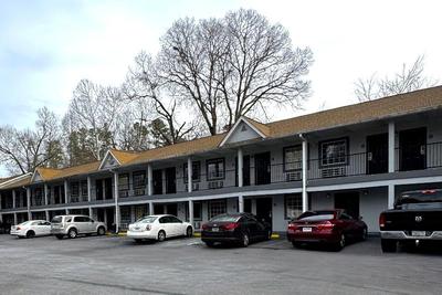 Woodberry Inn & Suites By OYO Rome