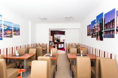 Hotel Condor