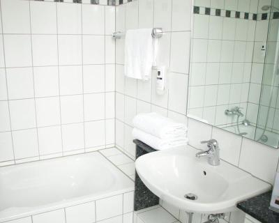 Z B Hotel