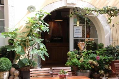 Hotel Zur Alten Bra Cke