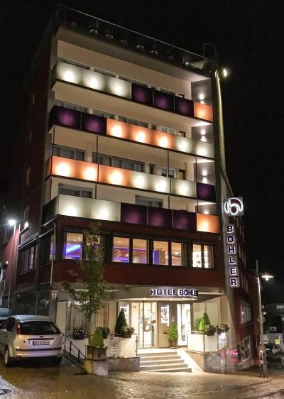 Hotel Ba Hler