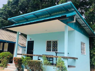 Weekender Bungalow