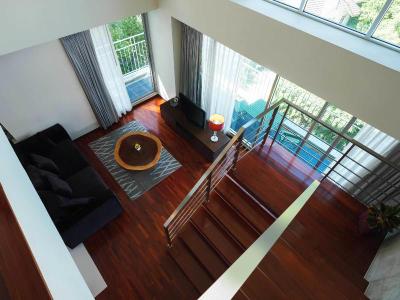 Silom Lofts Hotel
