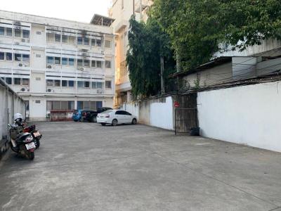 Petch Pailyn Hotel