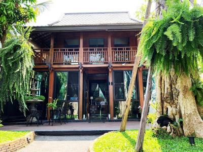 V Heritage Villa