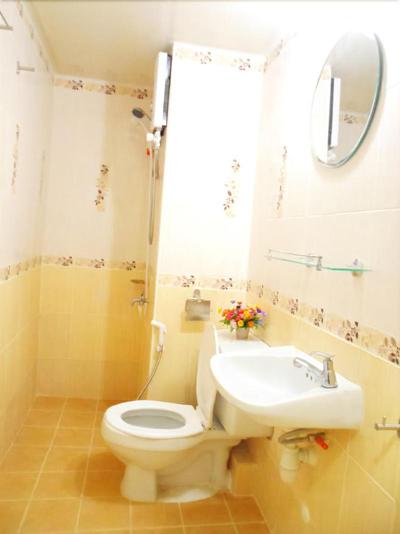 Deluxe At Popular Condo