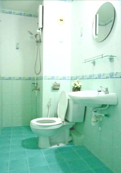 Deluxe At Popular Condo