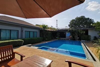 BaanMee Phuket near Chalong Pier by ZUZU