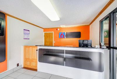 Motel 6 Wichita Ks