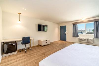 Trend Hotel At Lax Airport