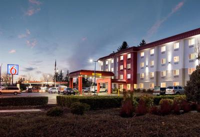 Motel 6 Wilsonville Or Portland