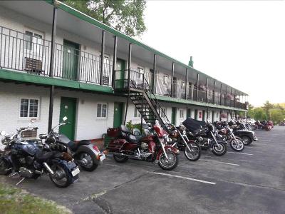 Lake View Inn