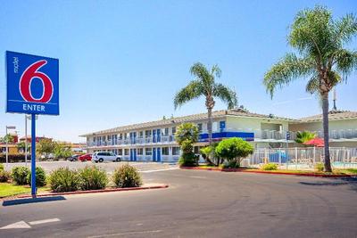 Motel 6 Tulare Ca