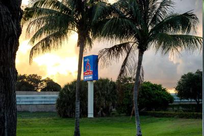 Studio 6 West Palm Beach Fl