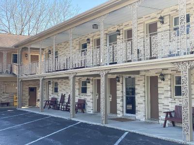 White Rose Motel