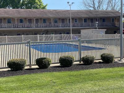 White Rose Motel