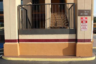Tampa Inn Near Busch Gardens
