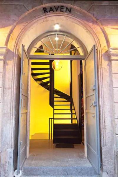 Raven Istanbul Suites