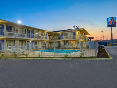 Motel 6 Lumberton Nc