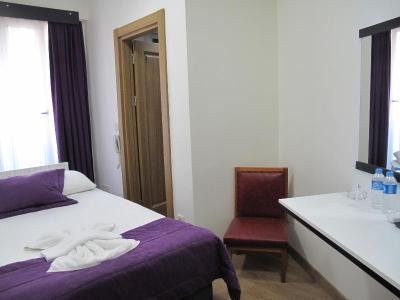 Kadikoy Arya Hotel
