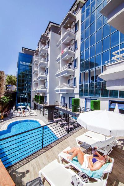 Karat Hotel